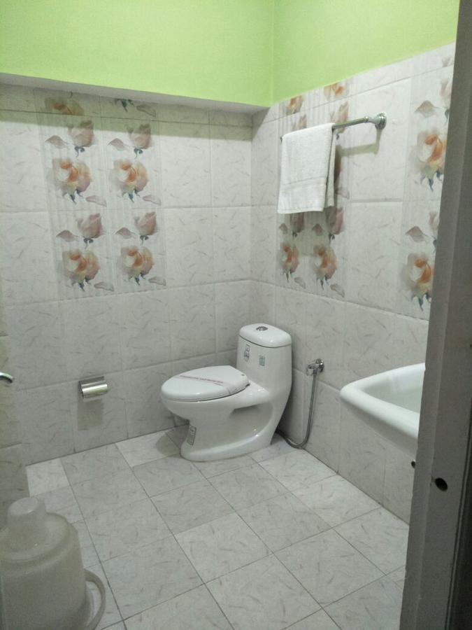 Hotel Mansarovar Banjār Extérieur photo